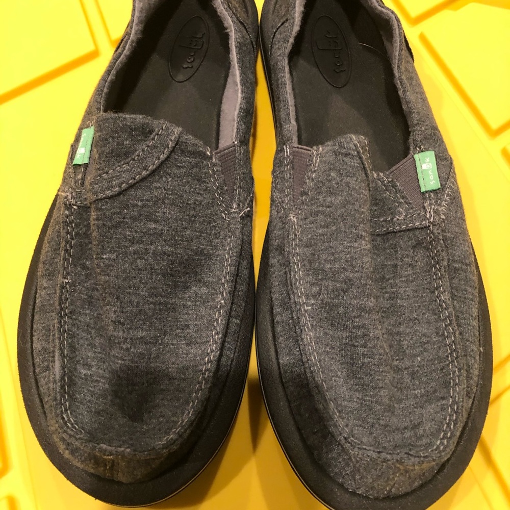 Sanuk shoes